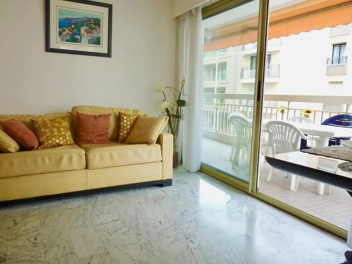 One Bedroom Apartment In The Center Of Cannes, Next To The Carlton, A Few Meters From The Croisette - 367 فرنسا
