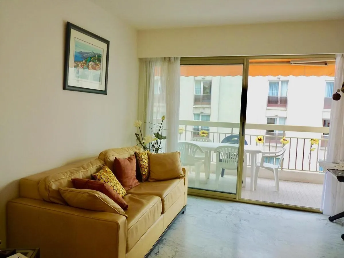 One Bedroom Apartment In The Center Of Cannes, Next To The Carlton, A Few Meters From The Croisette - 367 فرنسا