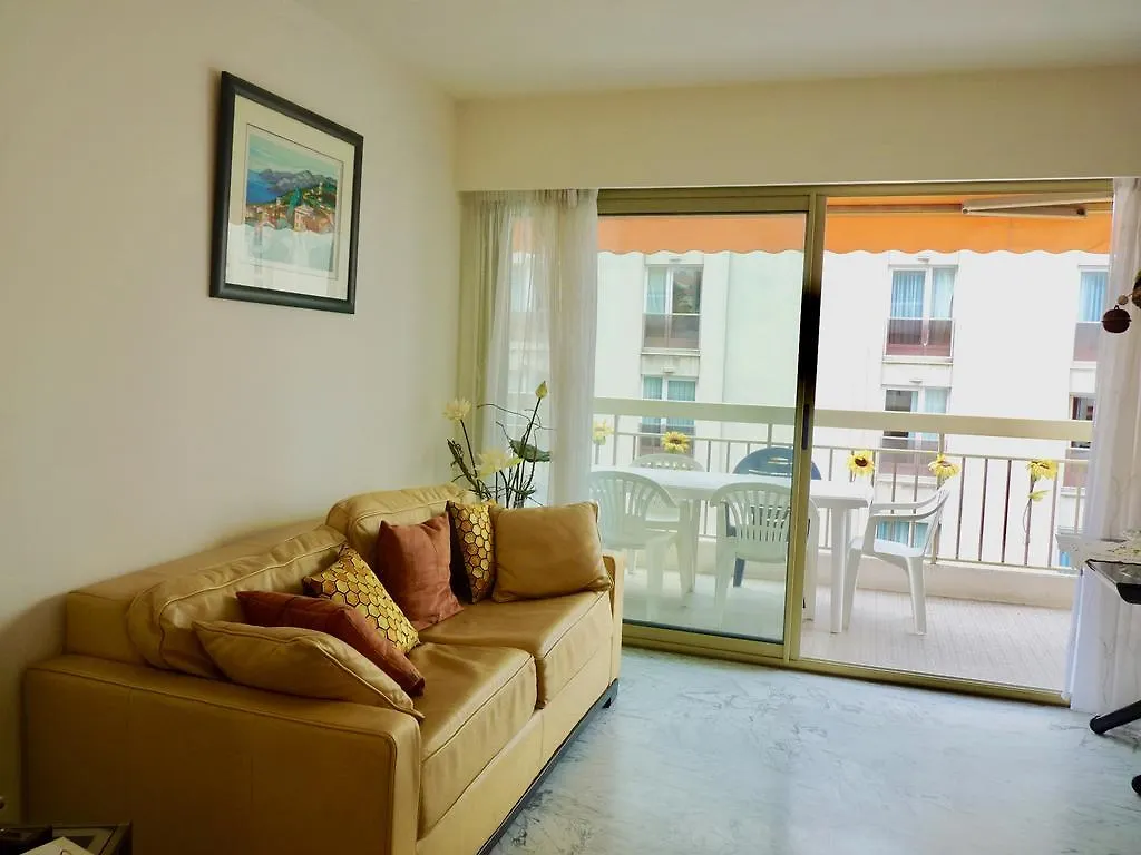 One Bedroom Apartment In The Center Of Cannes, Next To The Carlton, A Few Meters From The Croisette - 367 0*, كان
